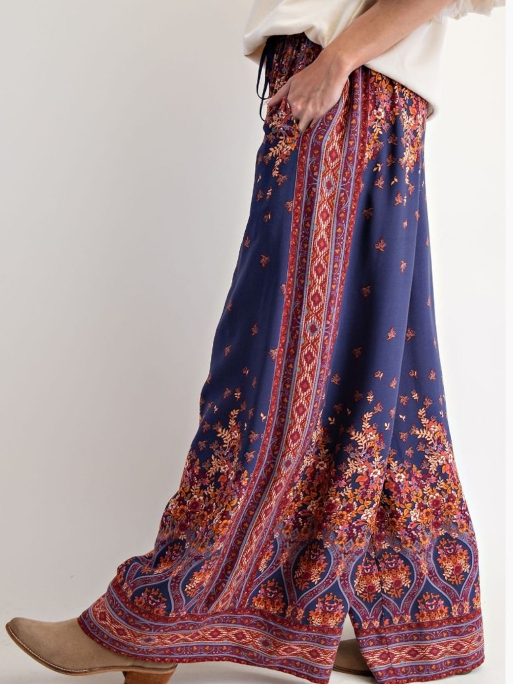 433 EASEL BORDER PRINTED RAYON CHALLIS PANTS